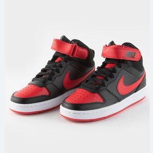 NIKE Court Borough Mid 2 Boys Shoes youth 4